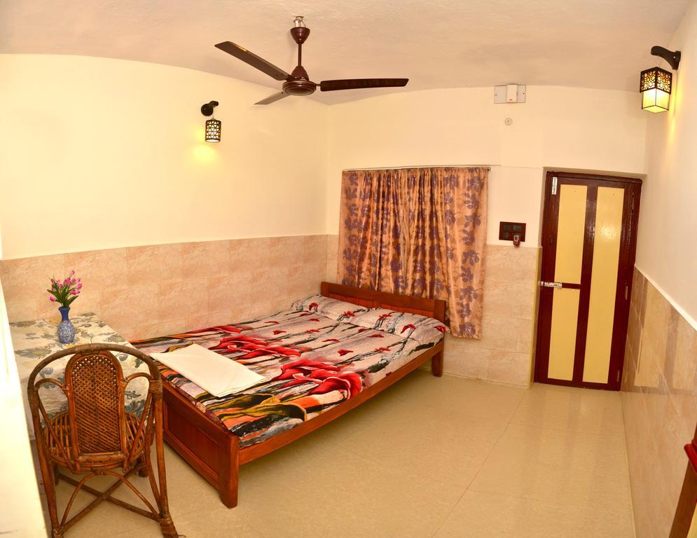 Rajalakshmi Guesthouse Mahabalipuram Kamer foto