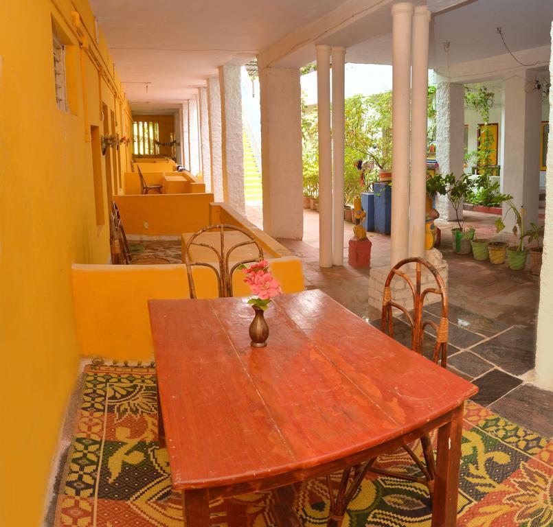 Rajalakshmi Guesthouse Mahabalipuram Buitenkant foto